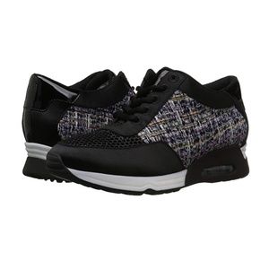 Women's Lexi Color/Material-Block Jogger Sneaker